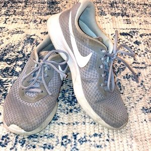 Gray Casual Nike’s